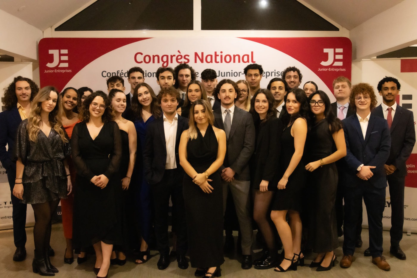 Junior-Entreprise : Notre Structure - ESCadrille Toulouse Junior Conseil